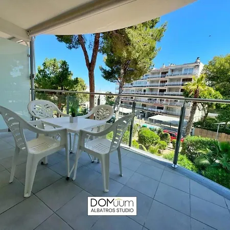 Domuum Holidays - Albatros Family