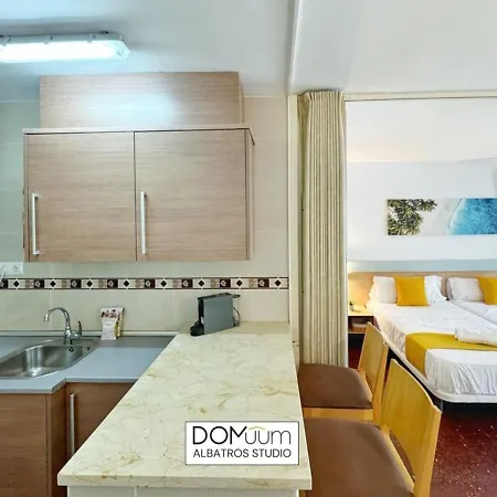 Domuum Holidays - Albatros Family