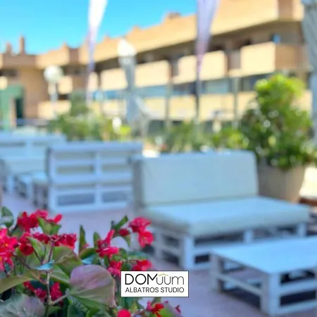 Domuum Holidays - Albatros Family