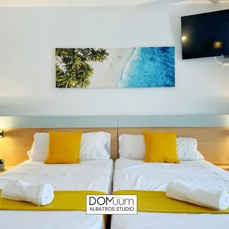 Domuum Holidays - Albatros Family